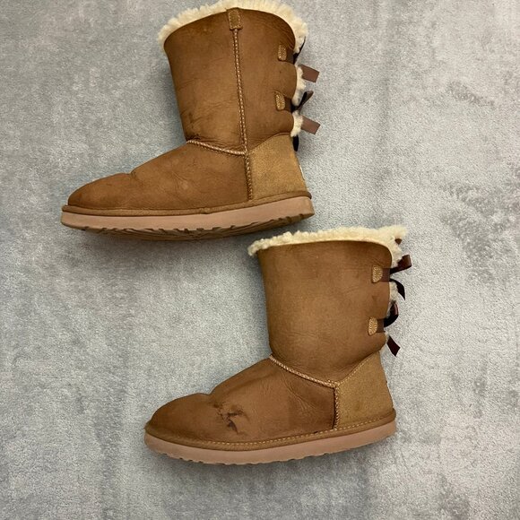 UGG Australia Bailey Bow II Suede Shearling Short Boots Women 10 Brown 1002954 - Picture 2 of 11